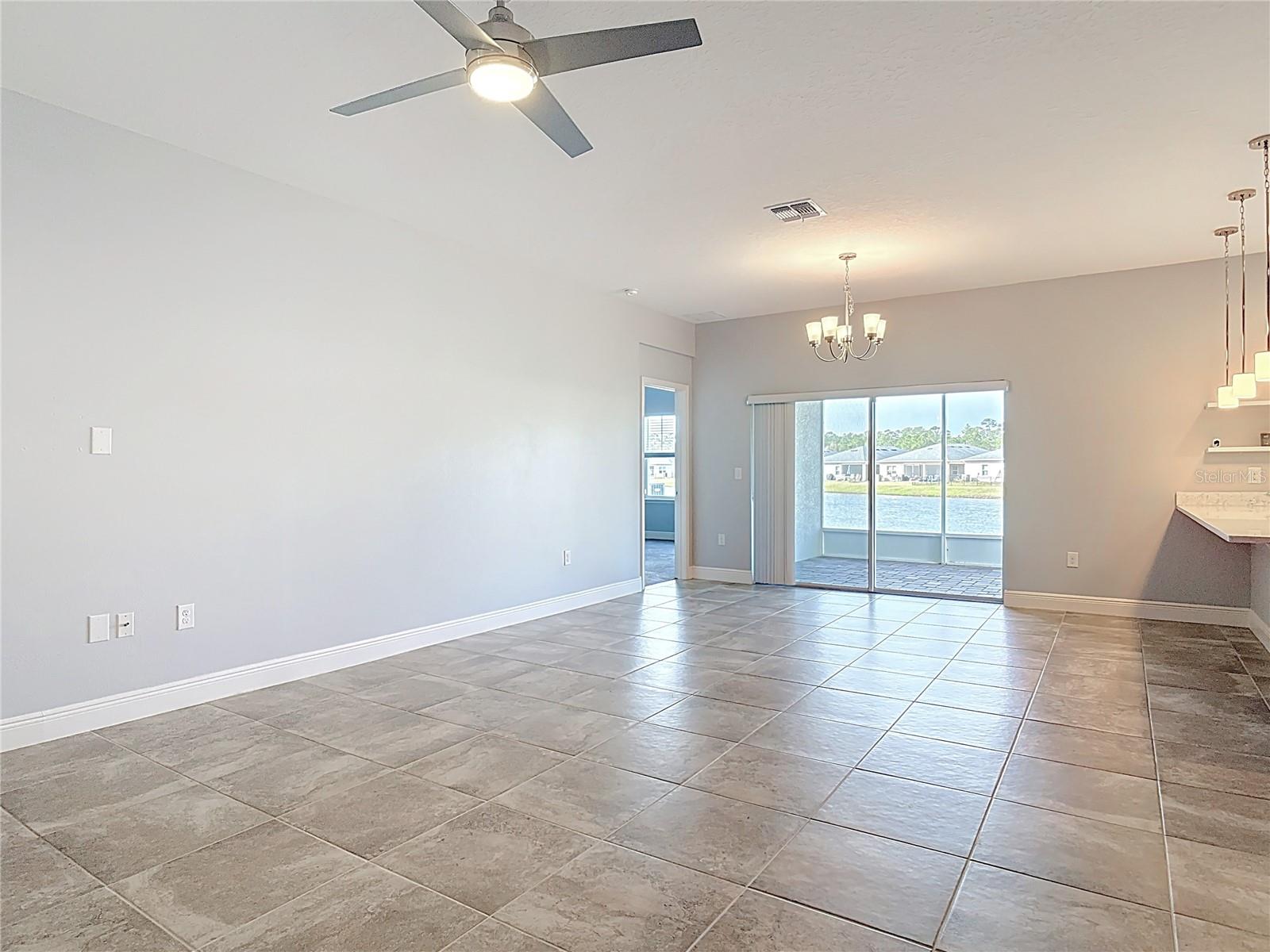 5644 Estero Loop Property Photo 9