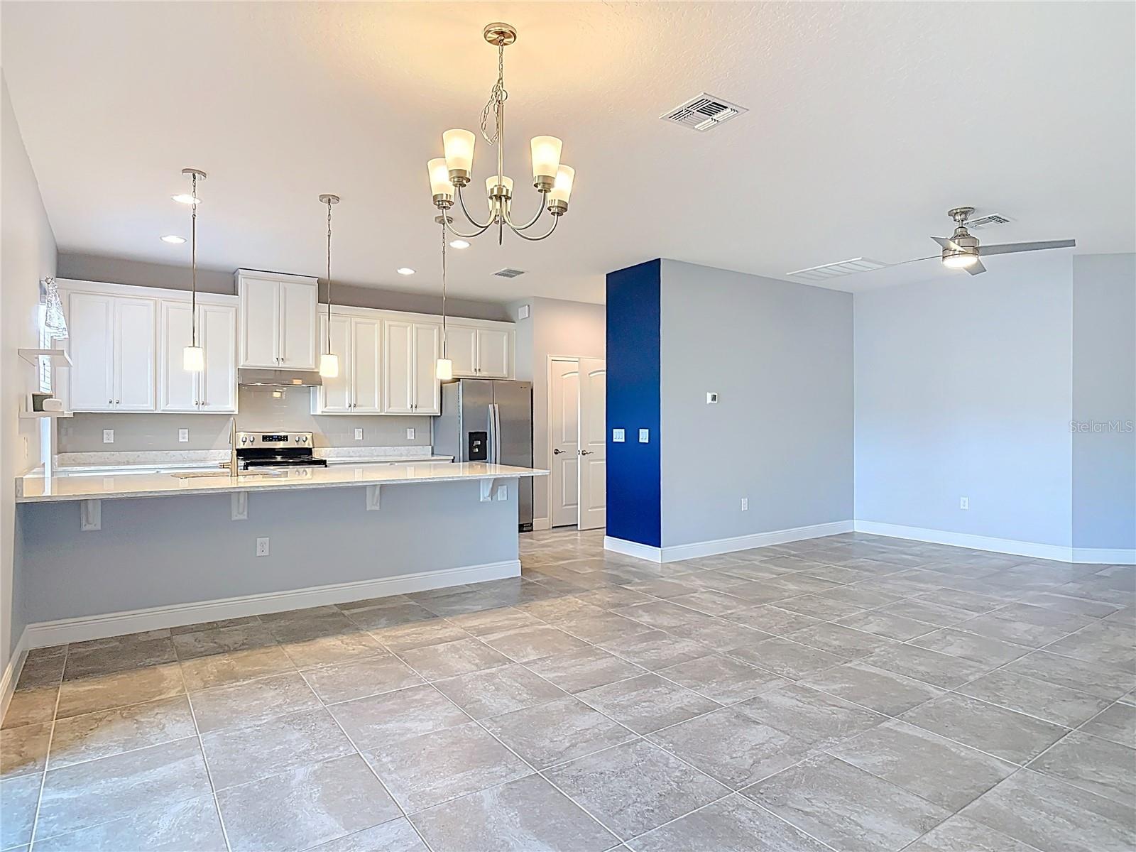 5644 Estero Loop Property Photo 13