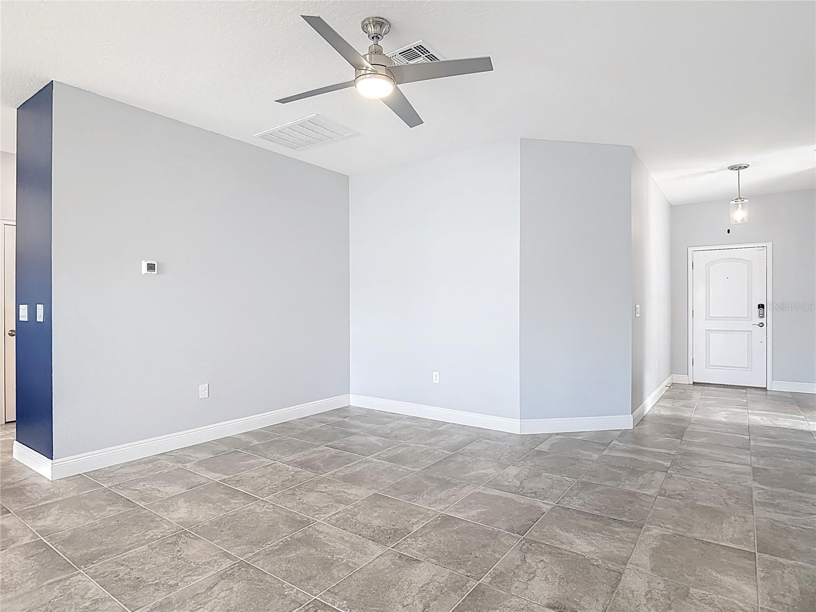 5644 Estero Loop Property Photo 14