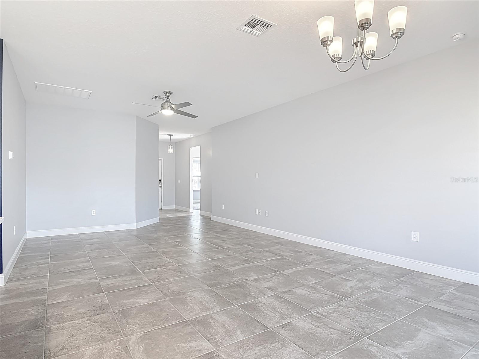 5644 Estero Loop Property Photo 15