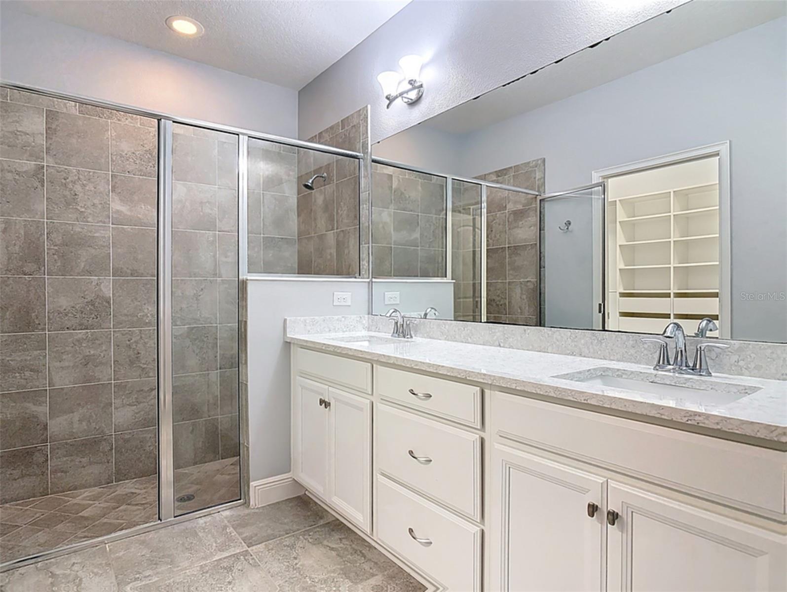 5644 Estero Loop Property Photo 21