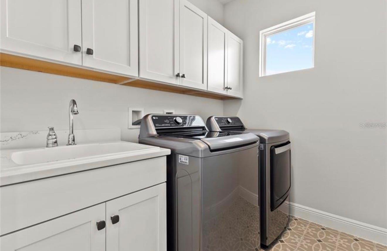 16018 Volterra Pt Property Photo 16
