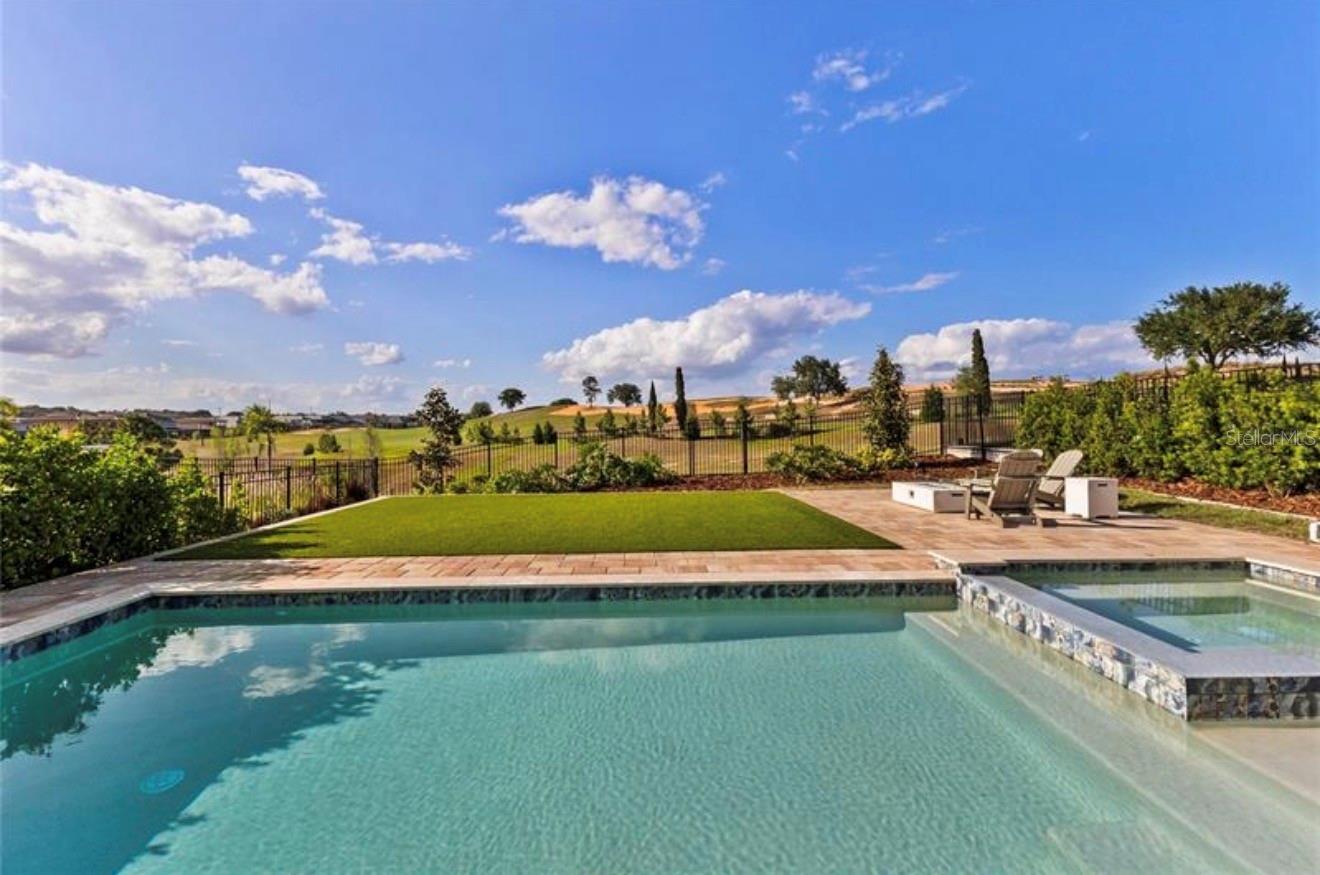 16018 Volterra Pt Property Photo 38