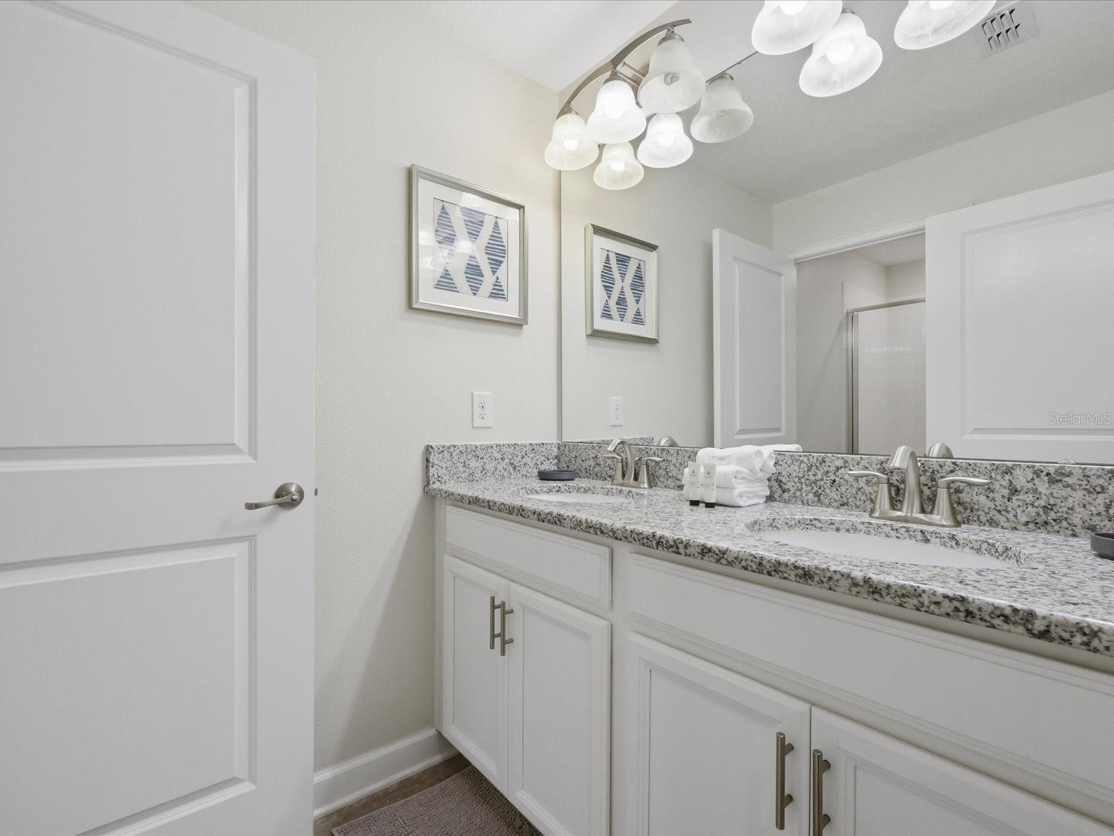 1562 Moon Valley Dr Property Photo 17
