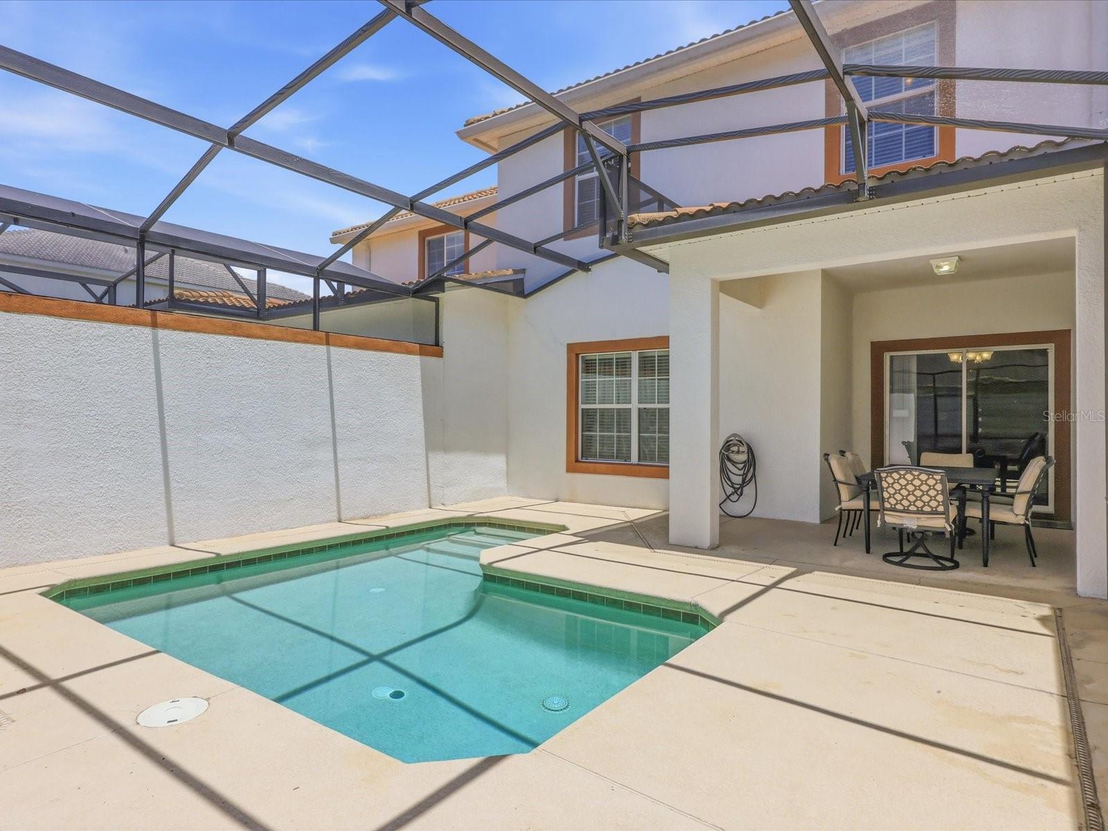 1562 Moon Valley Dr Property Photo 22