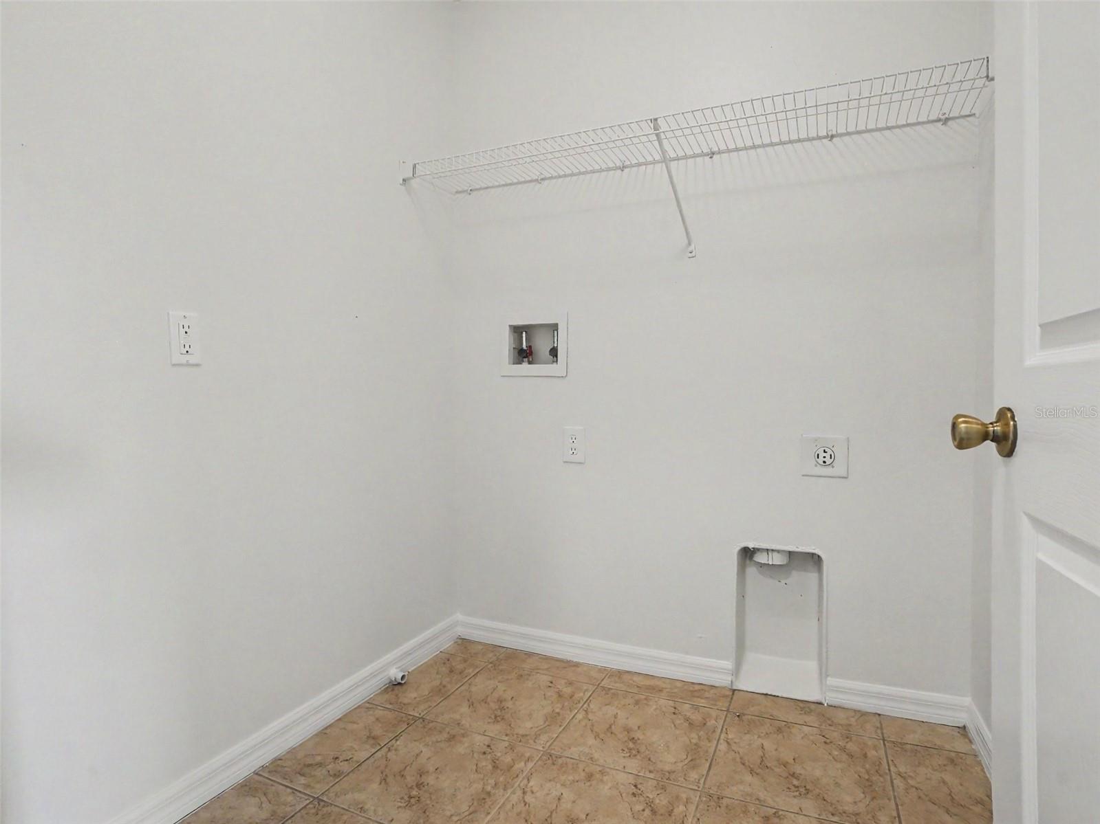 6105 Timber Crest Dr Property Photo 10