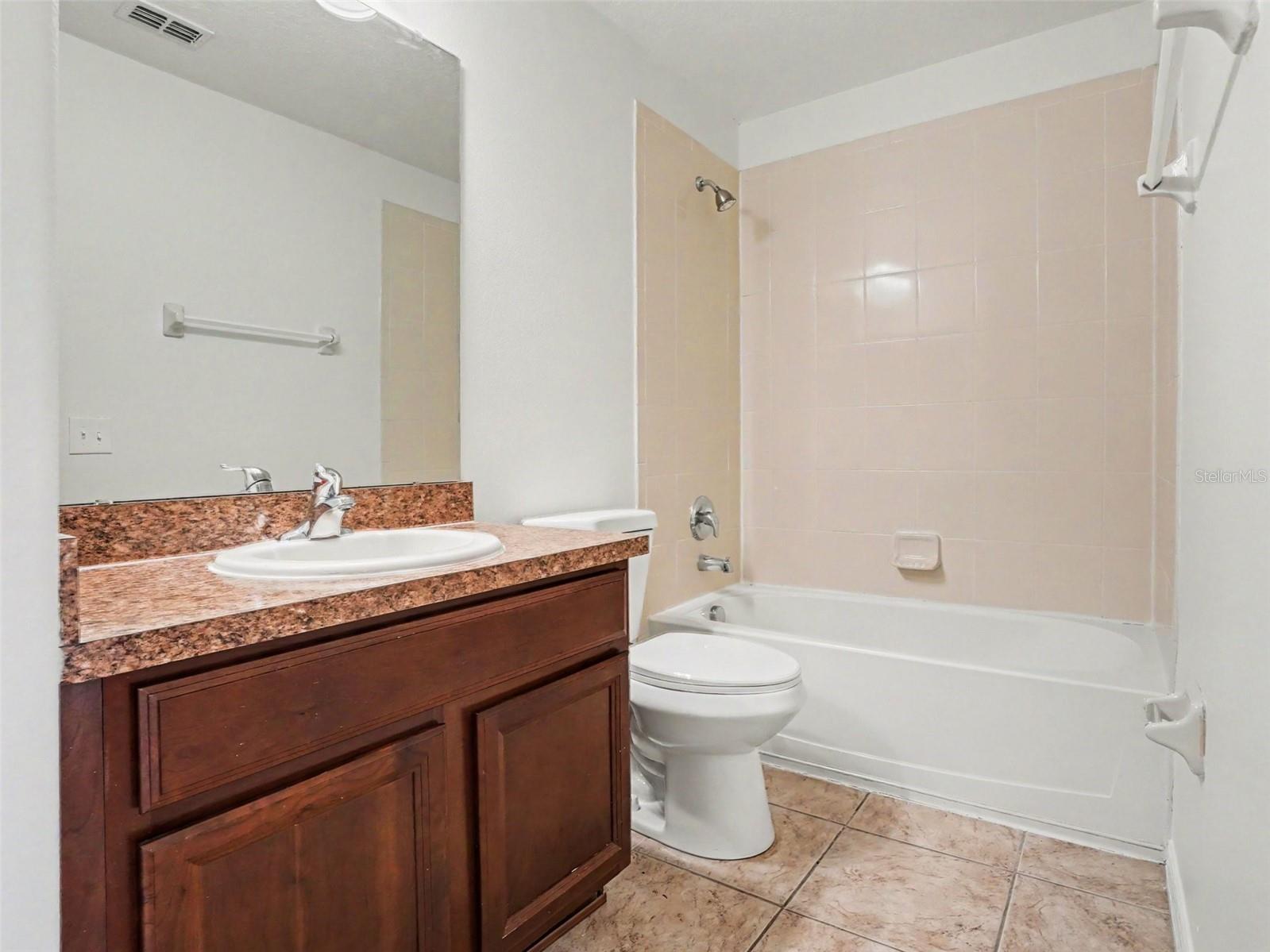 6105 Timber Crest Dr Property Photo 13