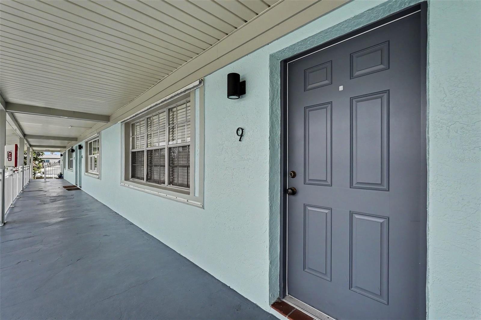 1011 S Miramar Ave #9 Property Photo 8