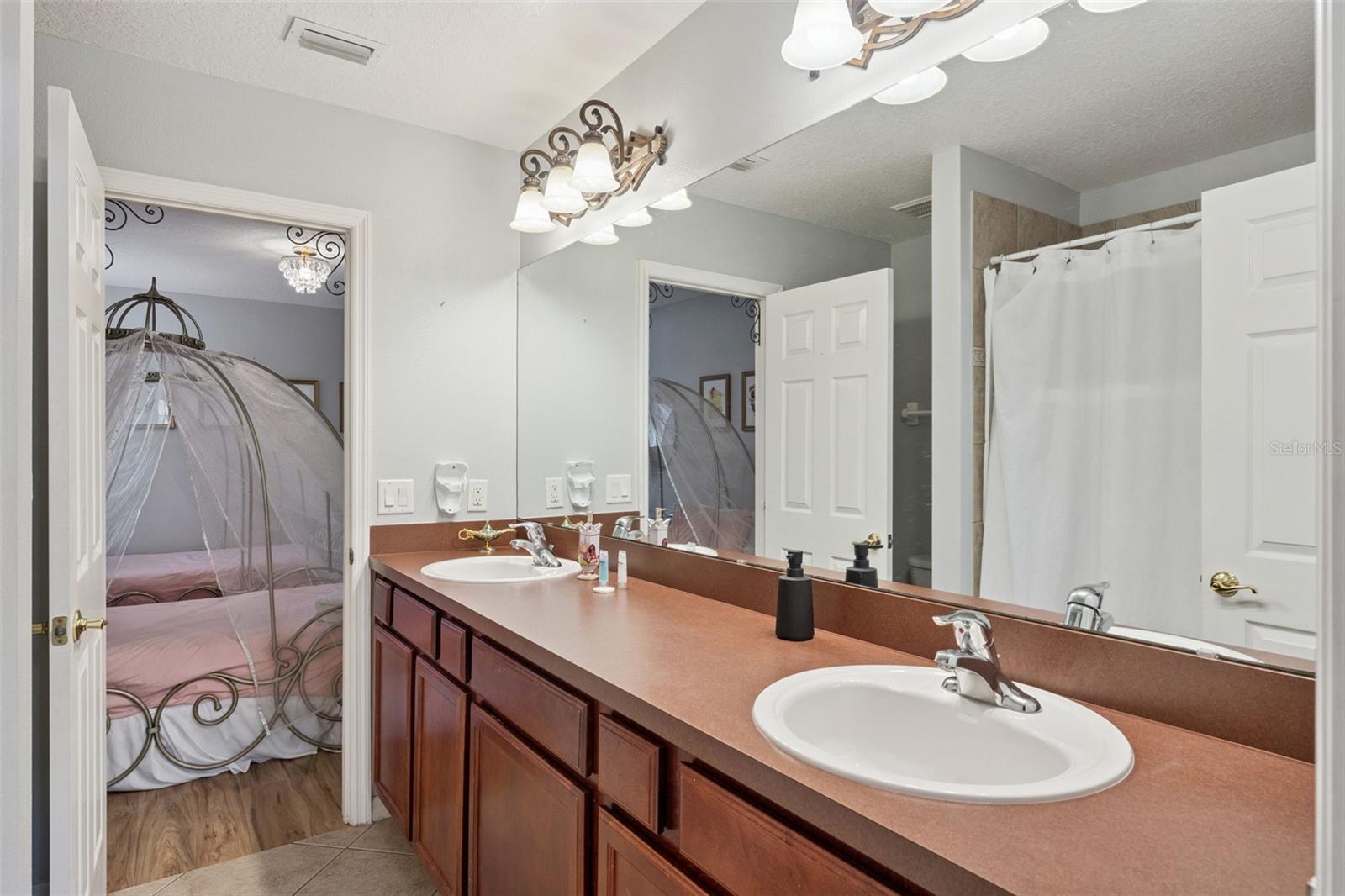 8007 Acadia Estates Ct Property Photo 28