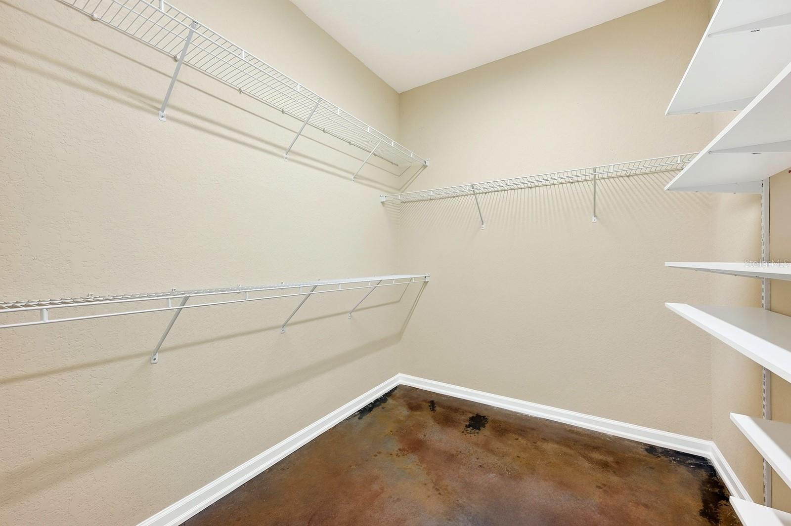 1135 Toluke Pt Property Photo 16