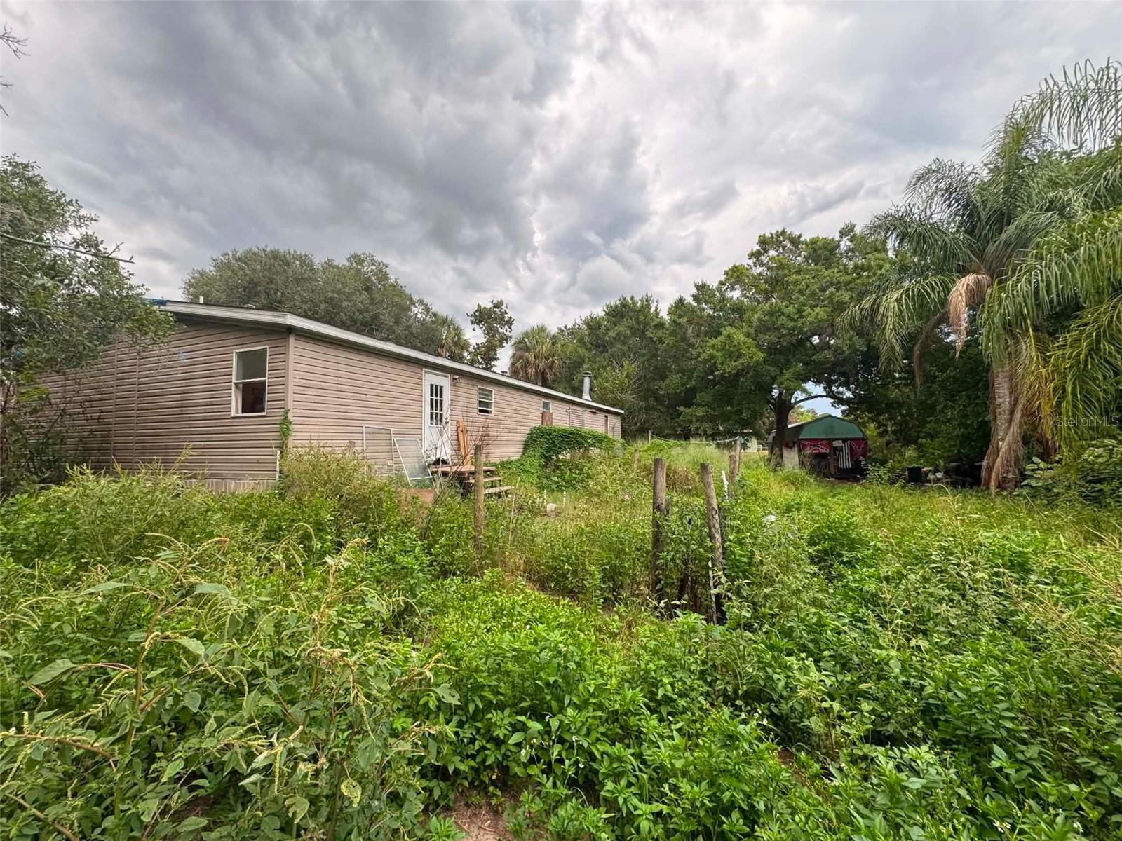 6702 Ne 1st St Property Photo 1
