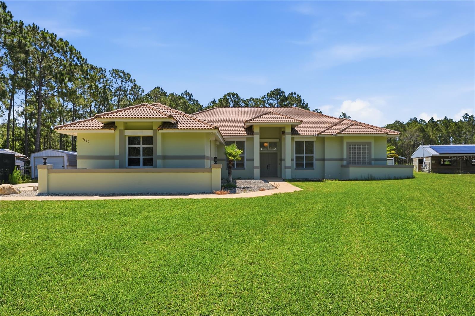 7190 Six Gun Ct Property Photo 2