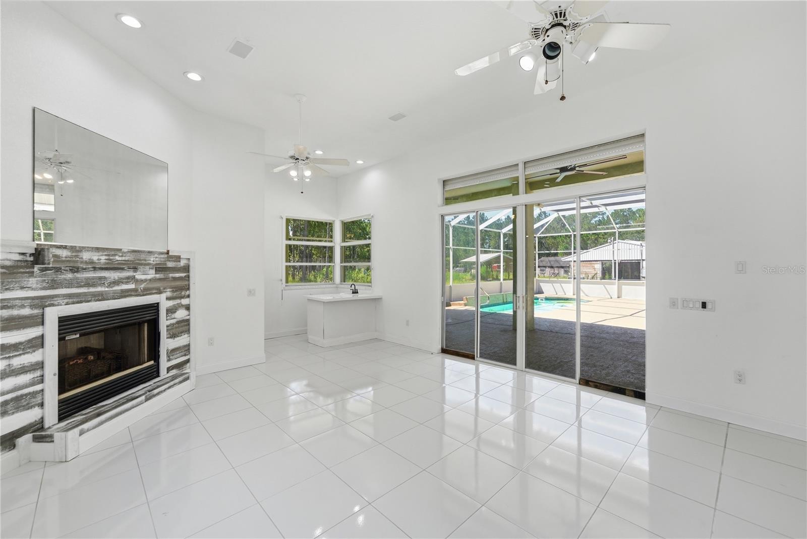 7190 Six Gun Ct Property Photo 18