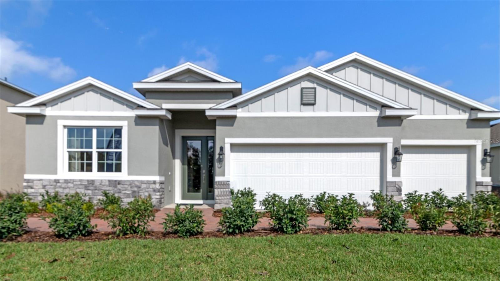 3042 KINGSMAN TRL Property Photo 1