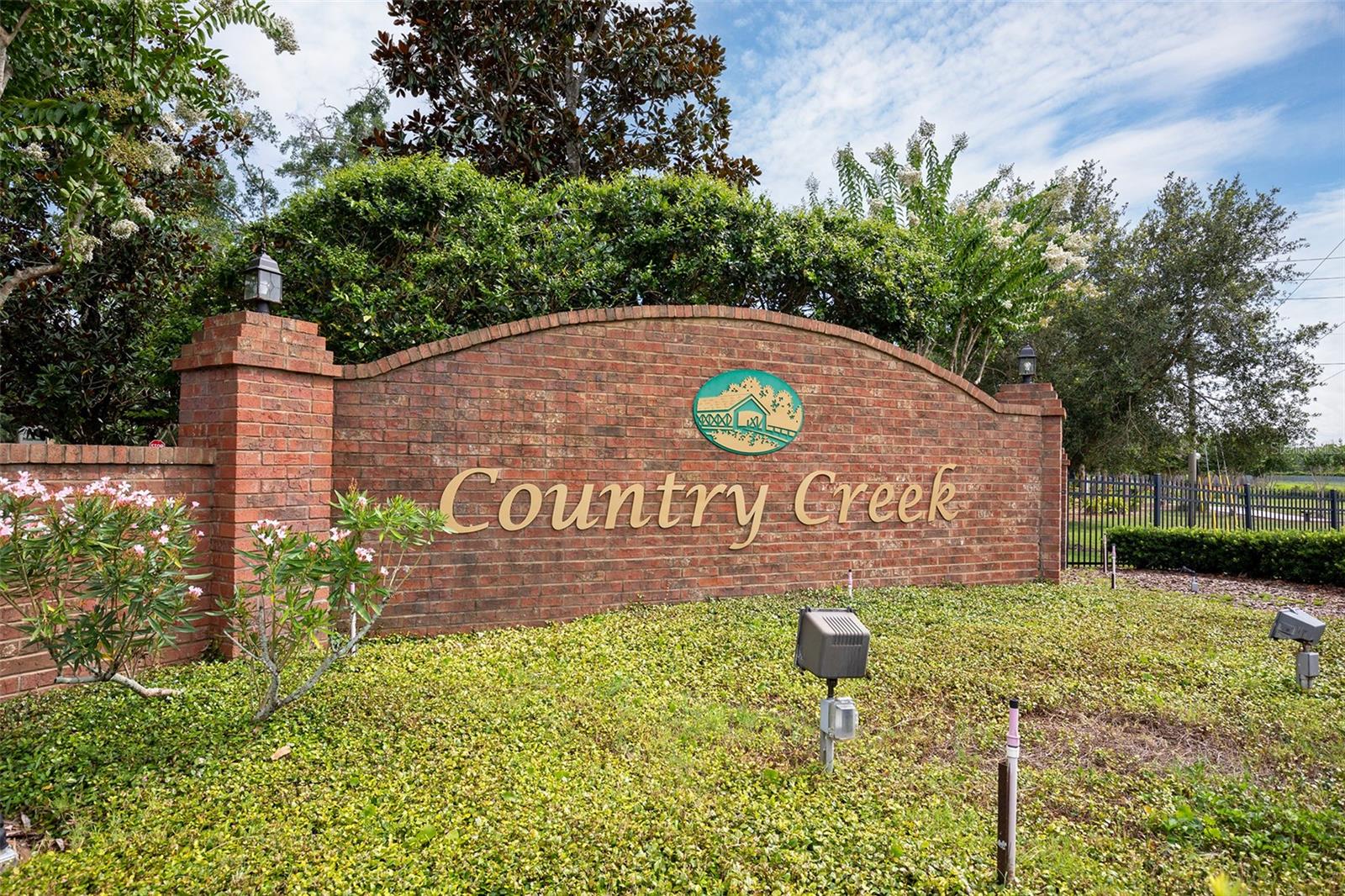 1153 Oak Tree Cir Property Photo 45