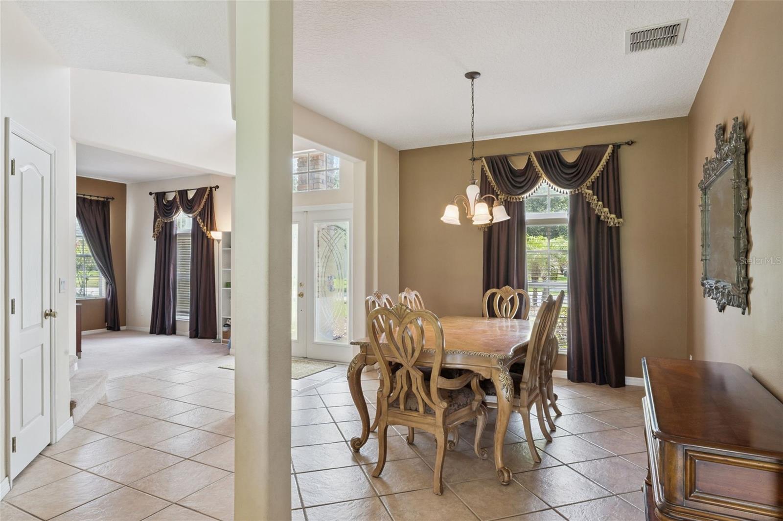 2582 Double Tree Pl Property Photo 4