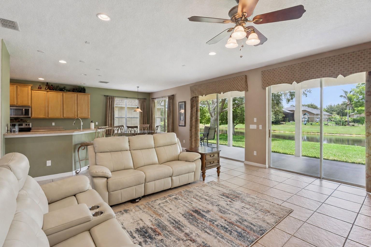 2582 Double Tree Pl Property Photo 12