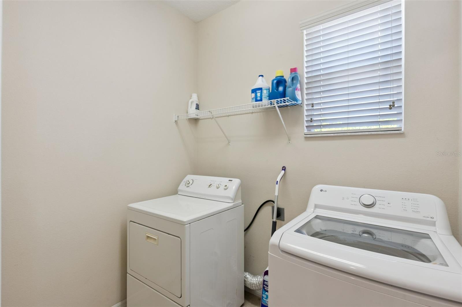 2582 Double Tree Pl Property Photo 38