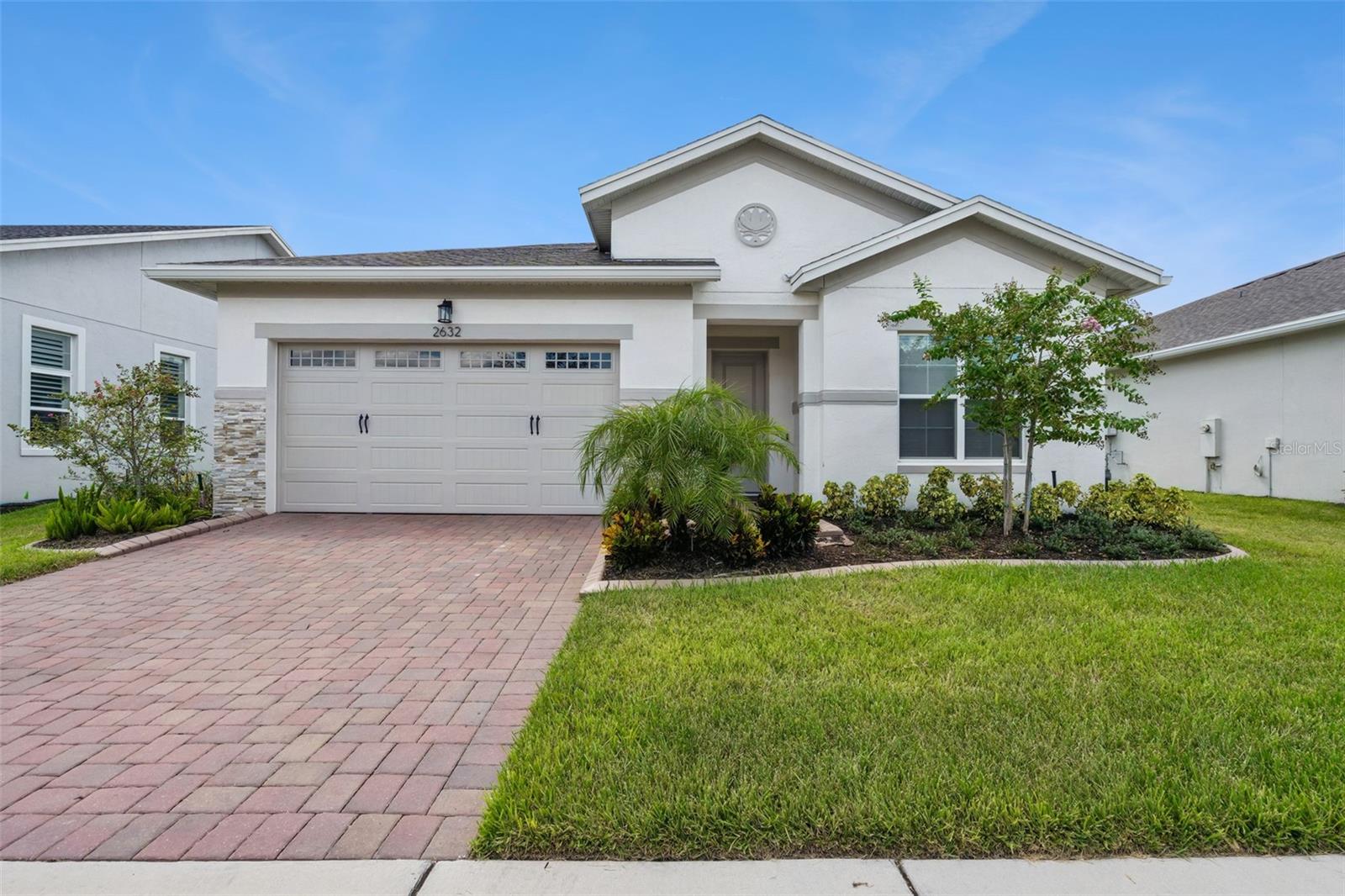 2632 Meadowedge Loop Property Photo 1