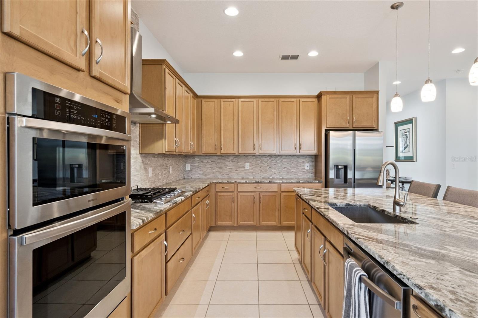 2632 Meadowedge Loop Property Photo 22