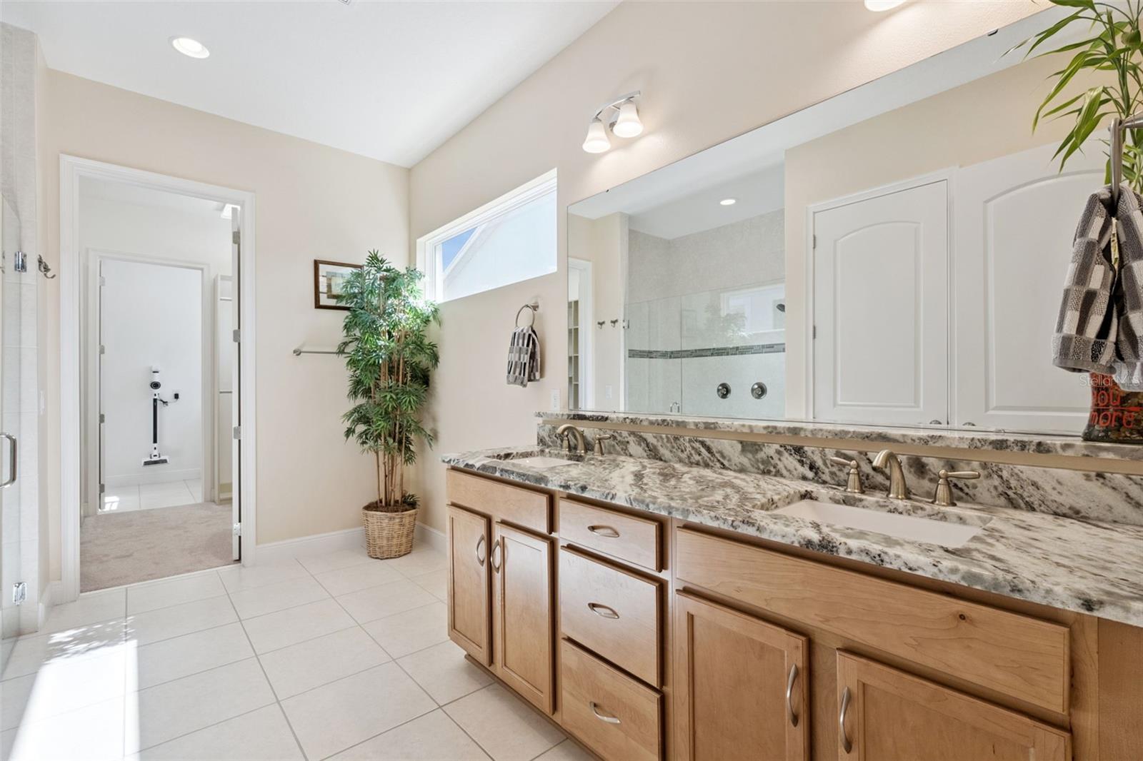 2632 Meadowedge Loop Property Photo 35
