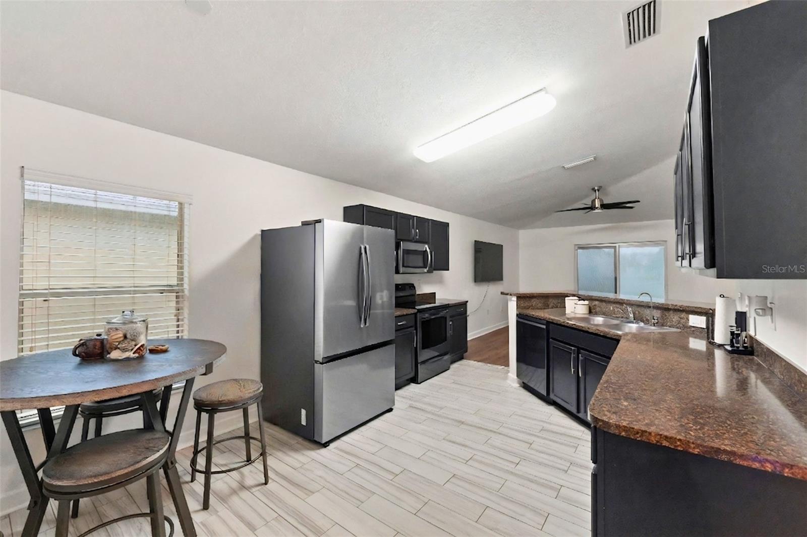 1319 Tarton Way Property Photo 11