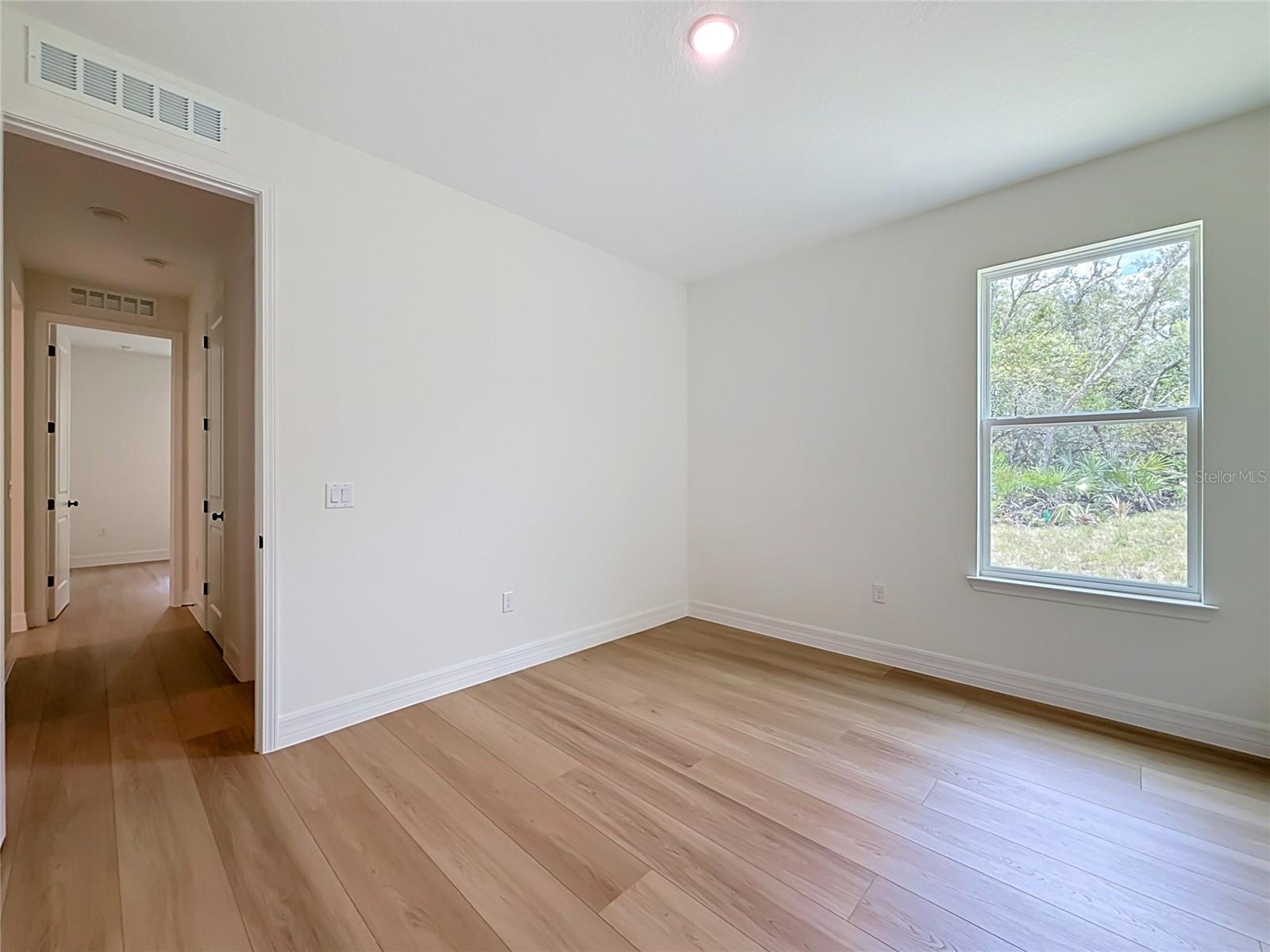 41334 Persimmon St Property Photo 37
