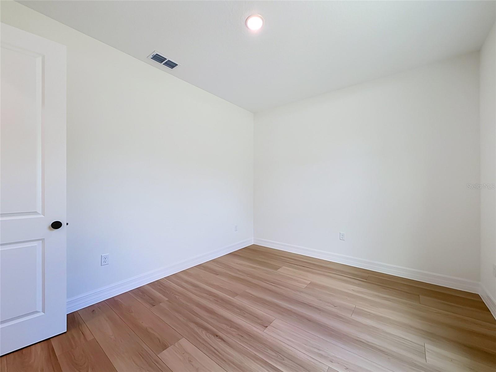 41334 Persimmon St Property Photo 41