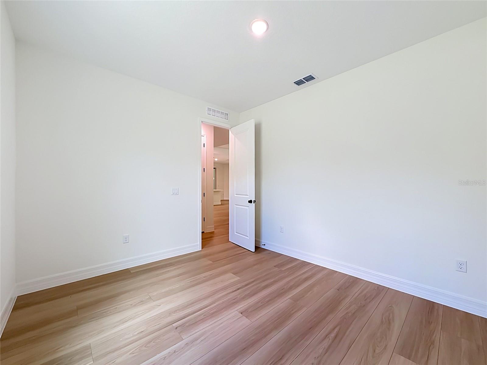 41334 Persimmon St Property Photo 42