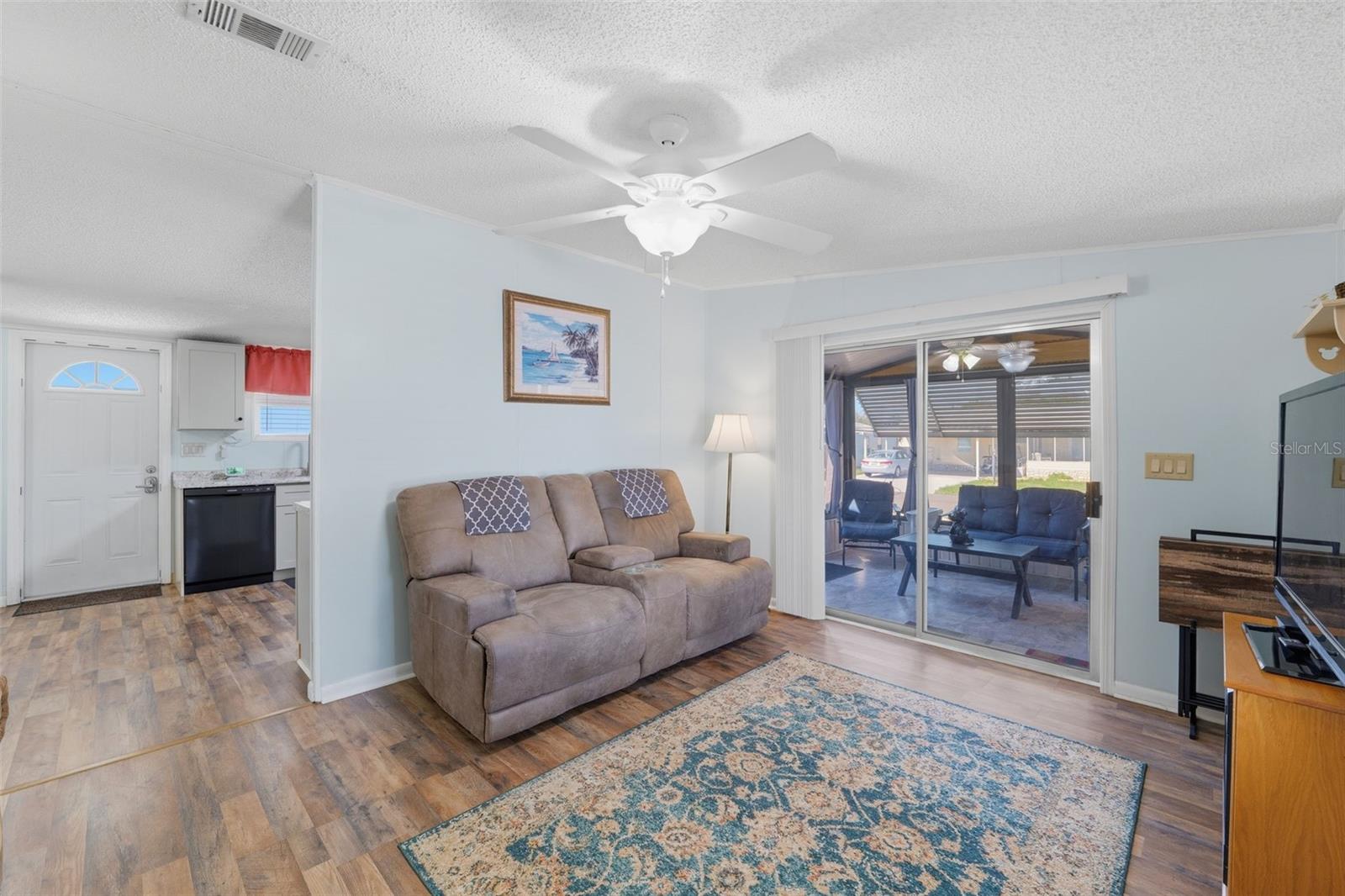 326 Nesbitt Park Ave Property Photo 6
