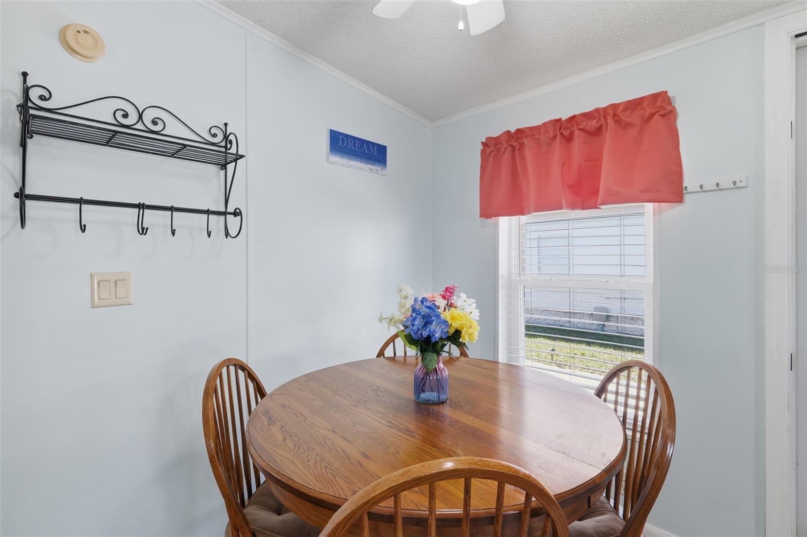 326 Nesbitt Park Ave Property Photo 11