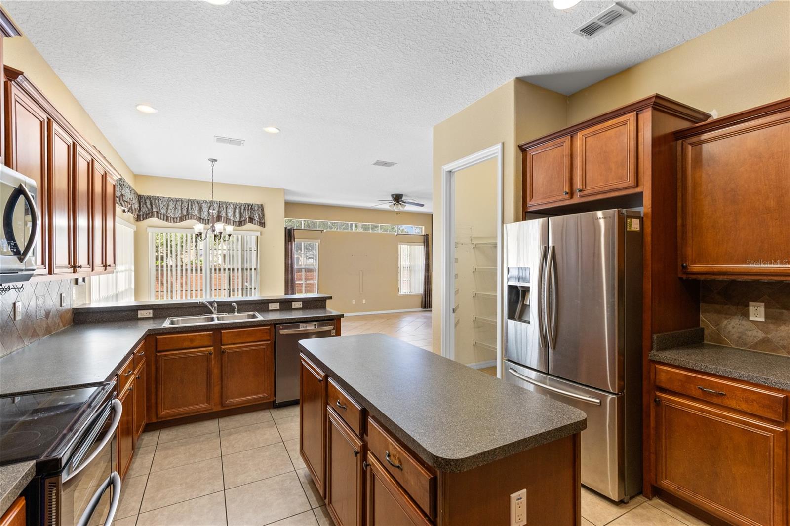 16407 Bristol Lake Cir Property Photo 24