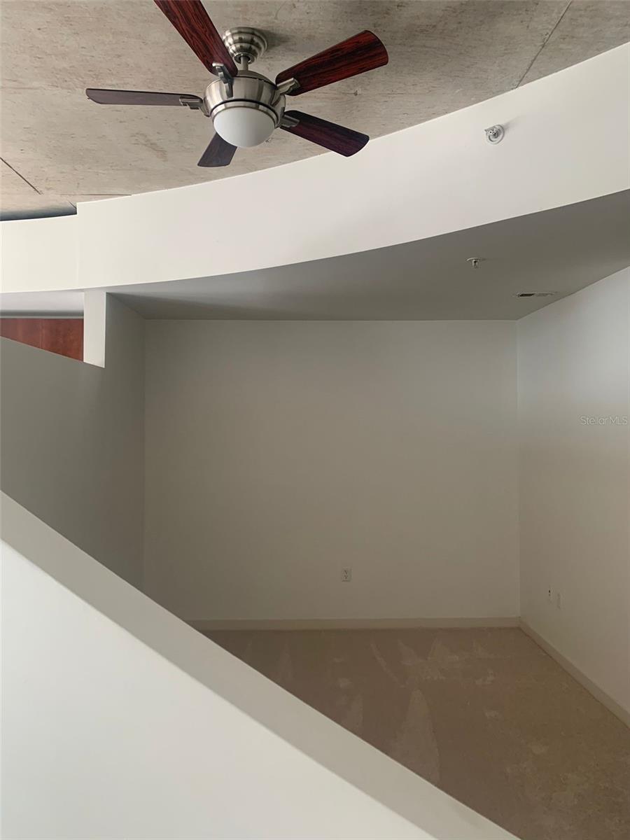 155 S Court Ave #1407 Property Photo 10