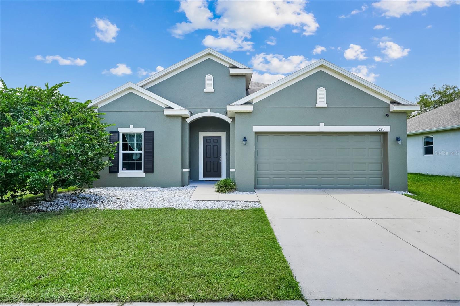 3923 Wind Dancer Cir Property Photo 1