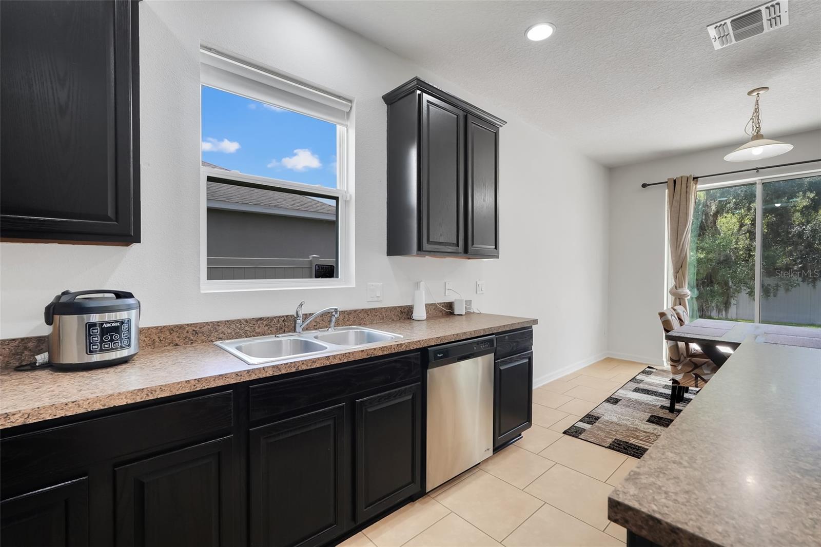 3923 Wind Dancer Cir Property Photo 15