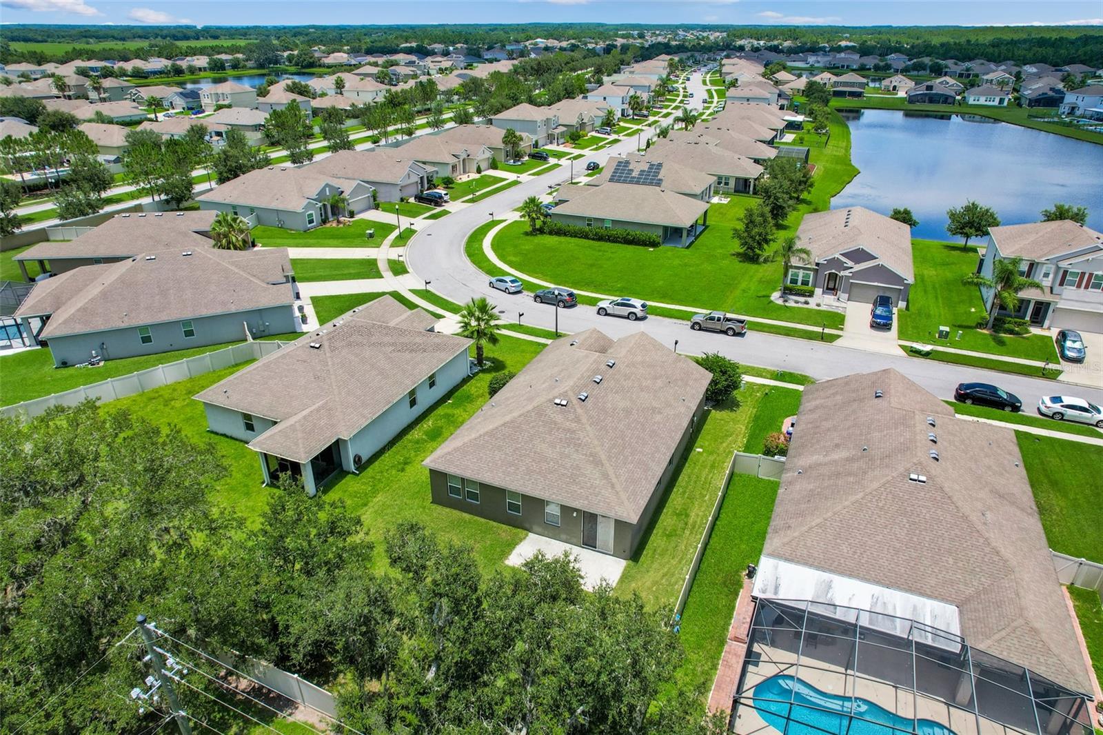 3923 Wind Dancer Cir Property Photo 34