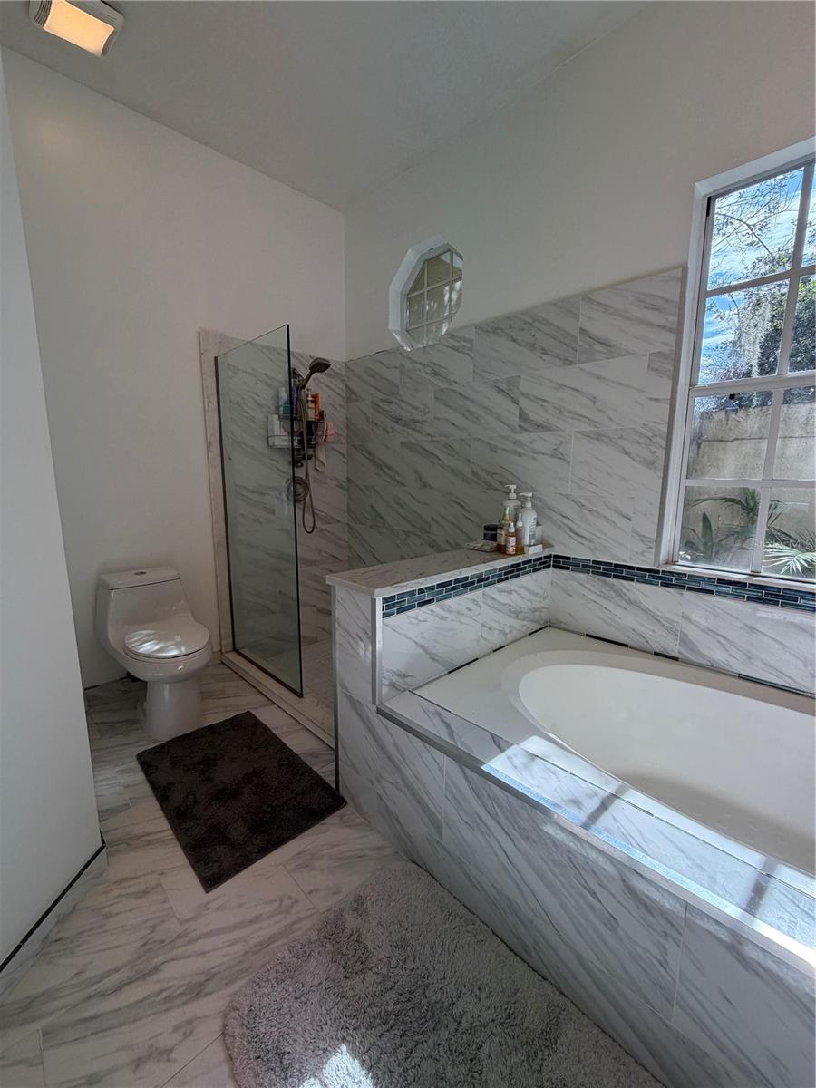 2435 Sweetwater Country Club Place Dr Property Photo 11