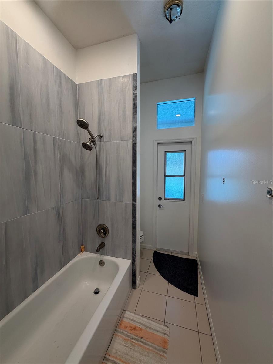 2435 Sweetwater Country Club Place Dr Property Photo 14