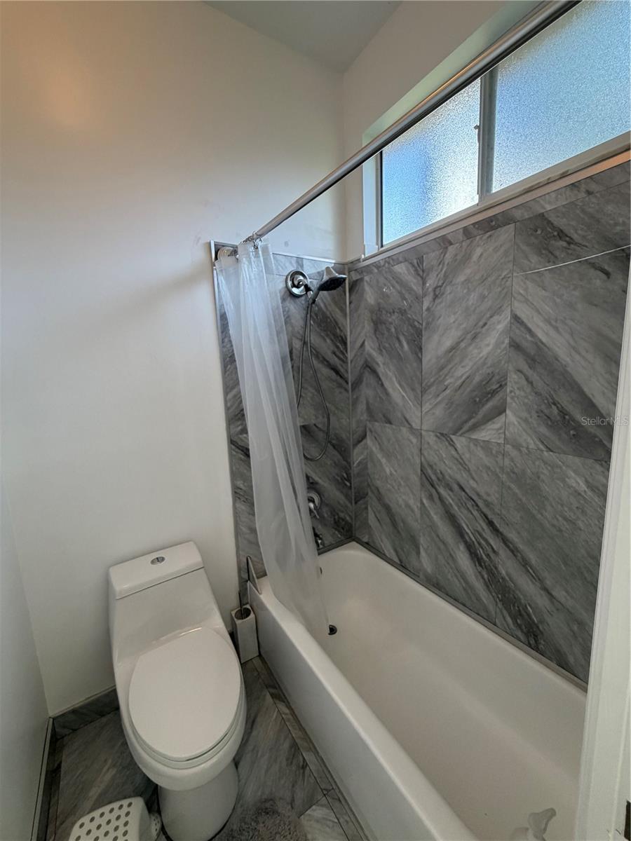 2435 Sweetwater Country Club Place Dr Property Photo 17