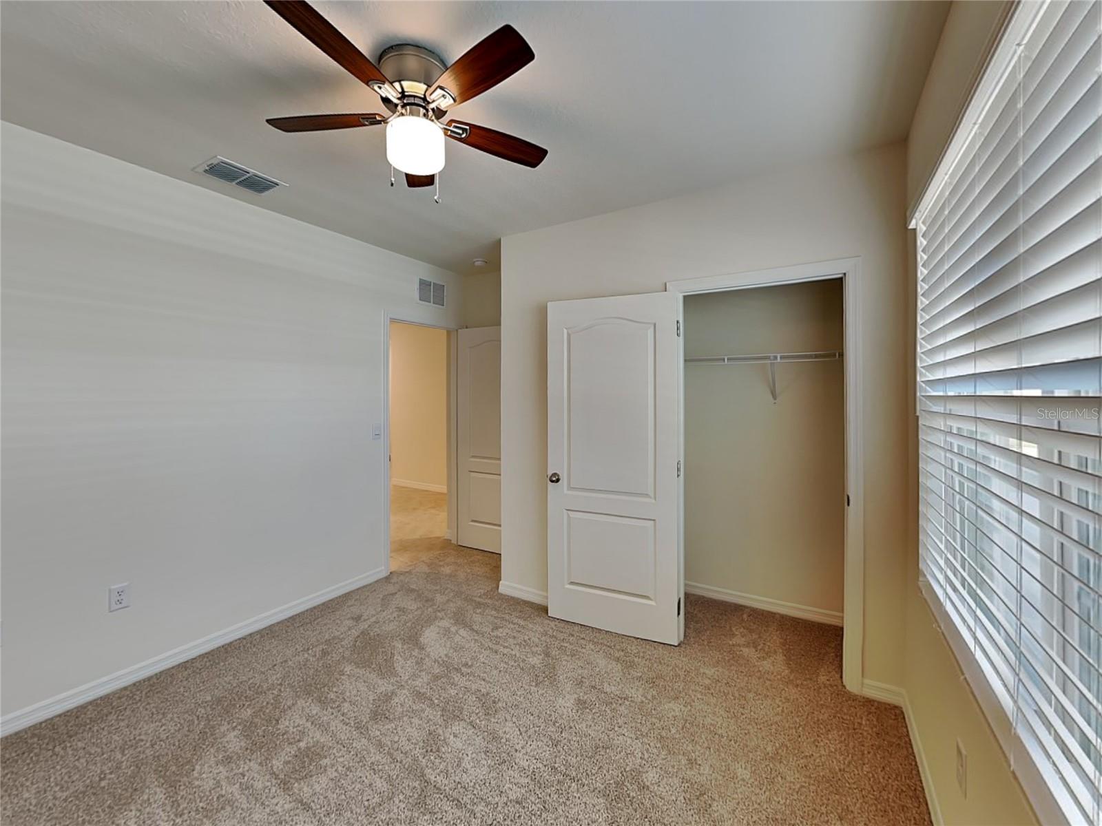 1004 Brooklet Dr Property Photo 9