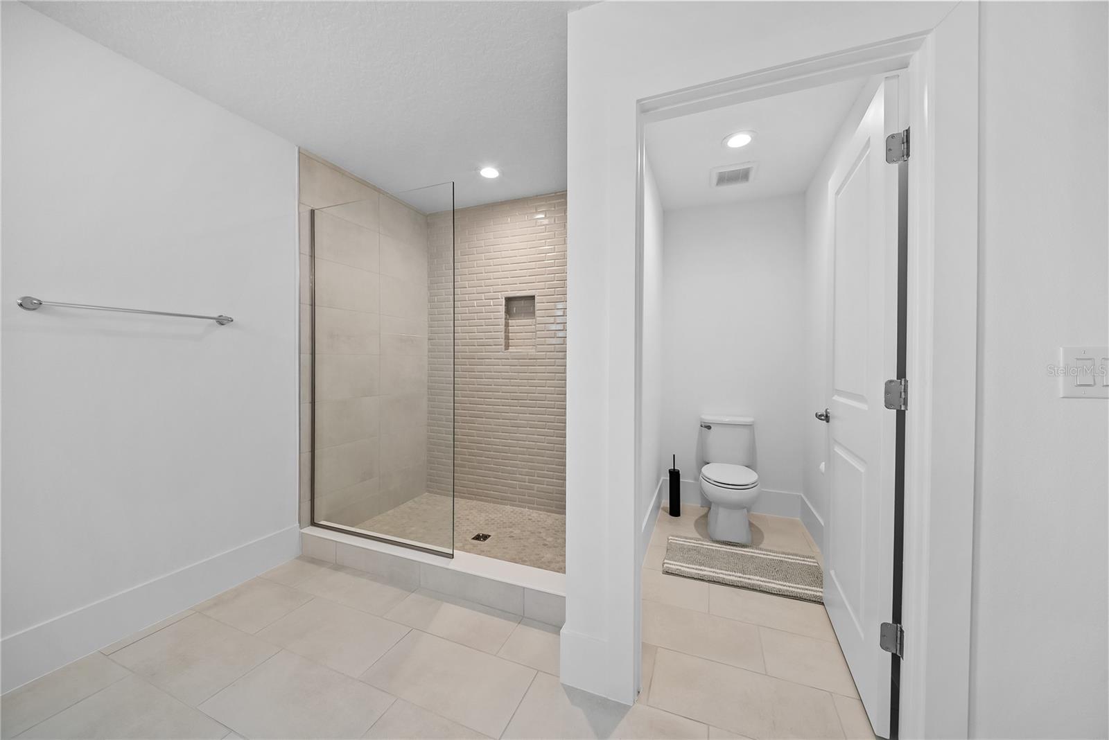 1694 Pinecliff Dr Property Photo 44