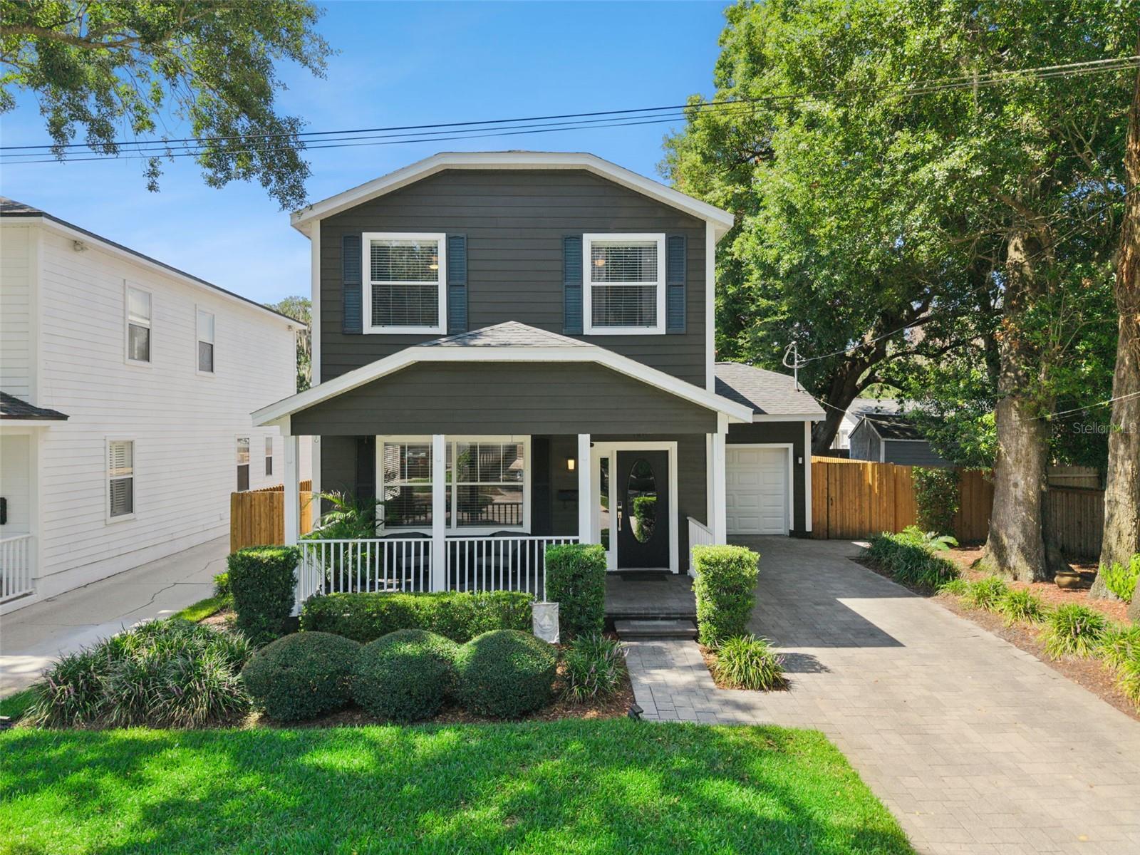 1810 Illinois St Property Photo 3