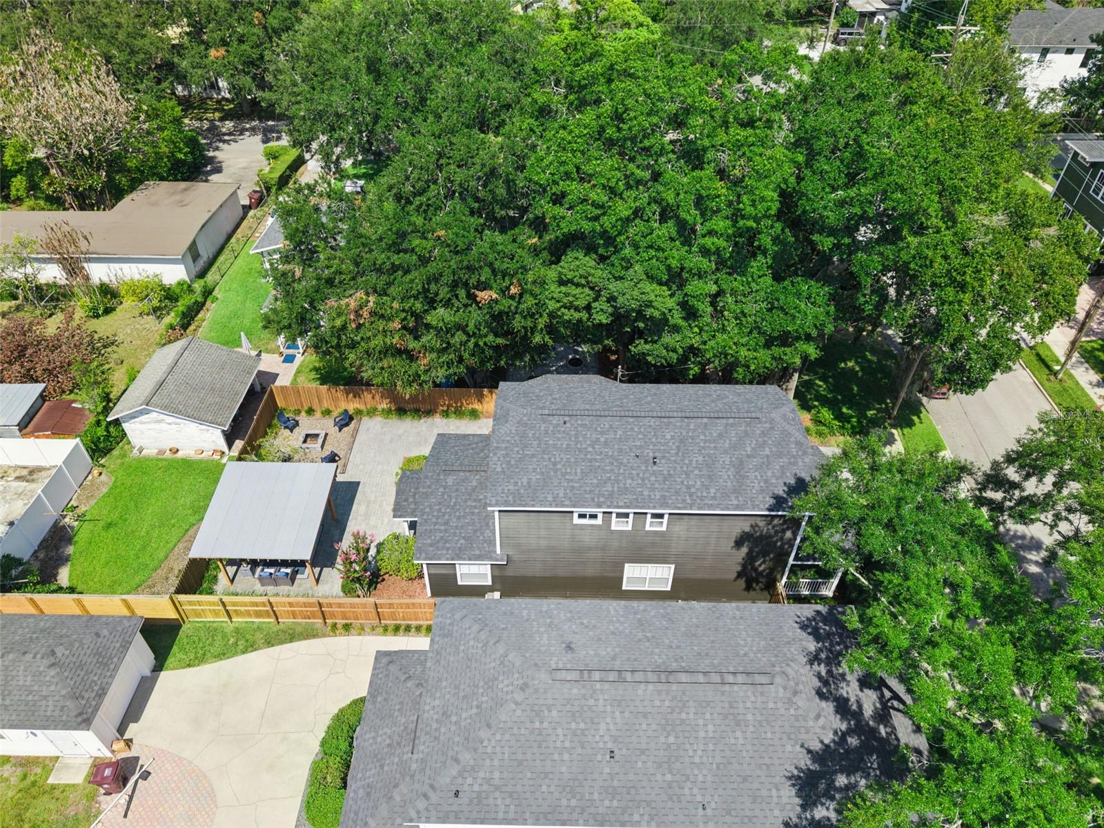1810 Illinois St Property Photo 41