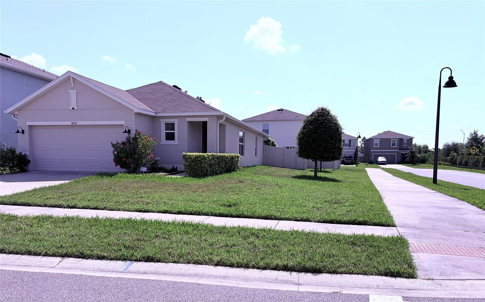 16252 Silent Sands Ln Property Photo 2
