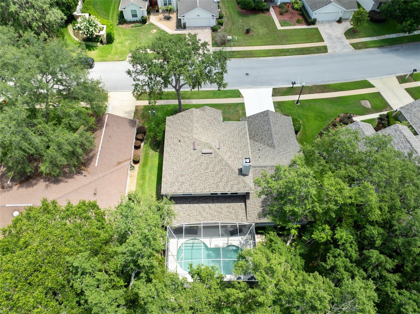 8052 Laurel Ridge Dr Property Photo 4