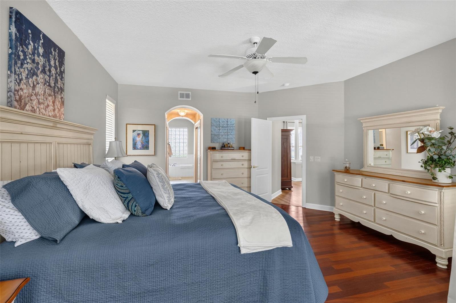 8052 Laurel Ridge Dr Property Photo 16