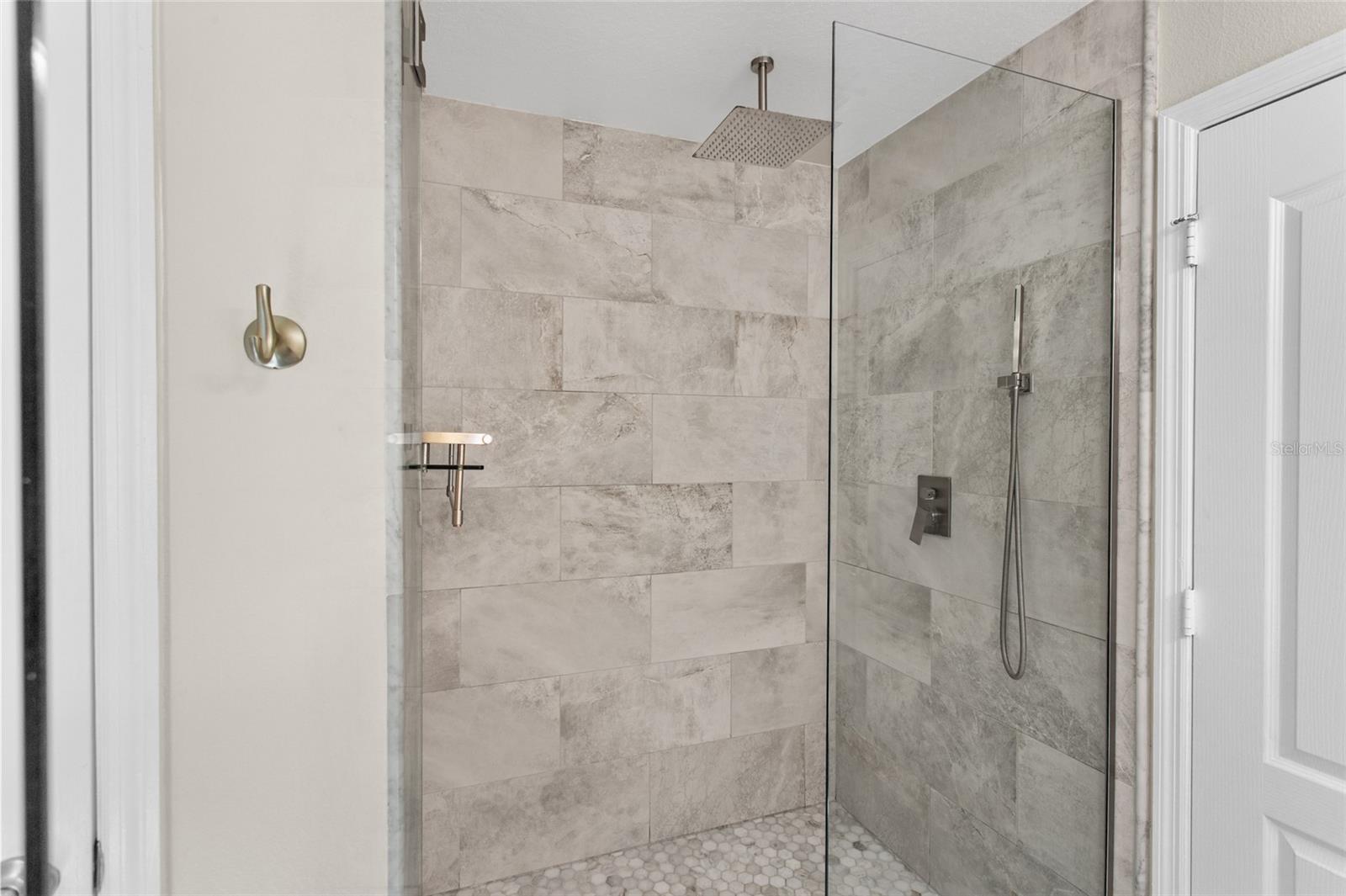 4621 Glencrest Loop Property Photo 19