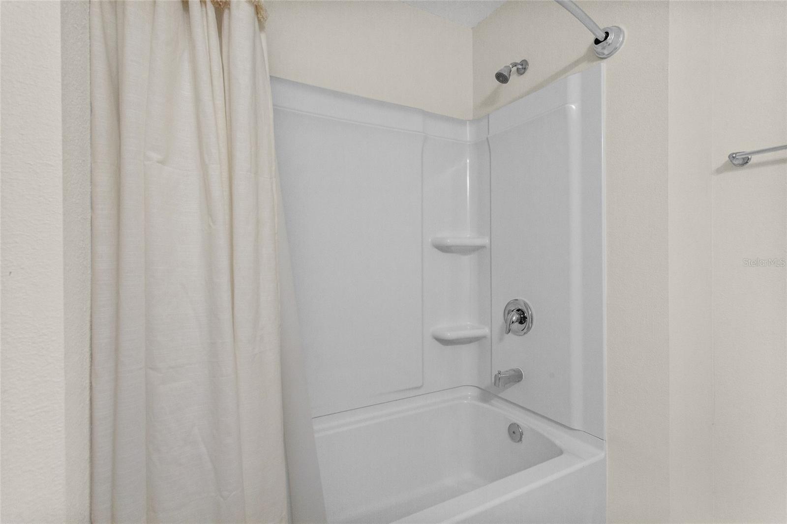 4621 Glencrest Loop Property Photo 25
