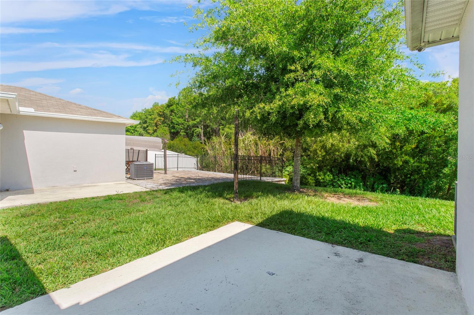 4621 Glencrest Loop Property Photo 27