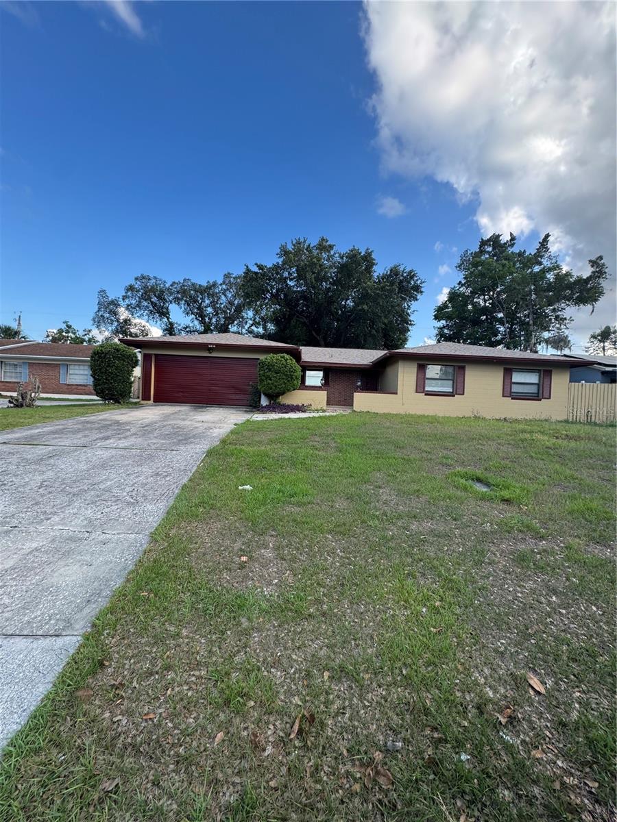 5816 Viking Rd Property Photo 2